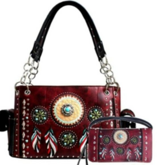 Meet your Posher, Misty - Picture 3 of 16